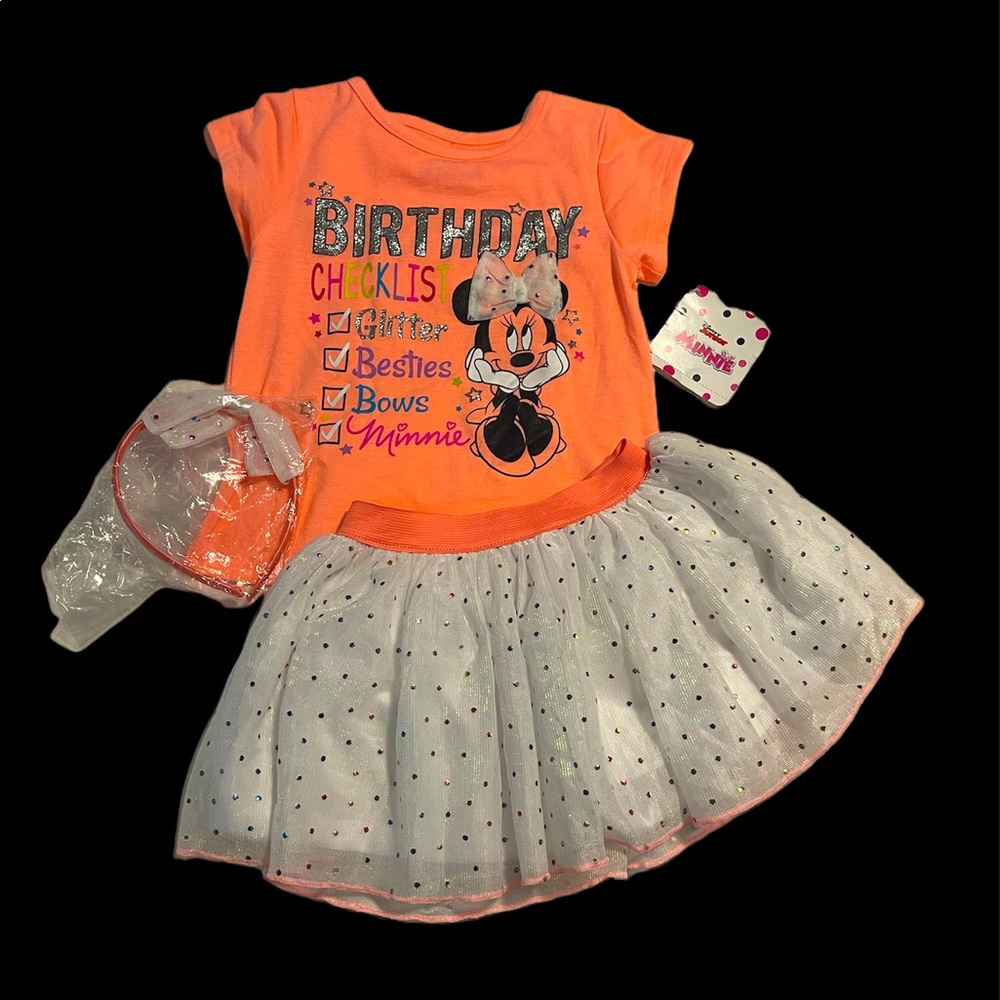 Girls new Minnie Mouse outfit